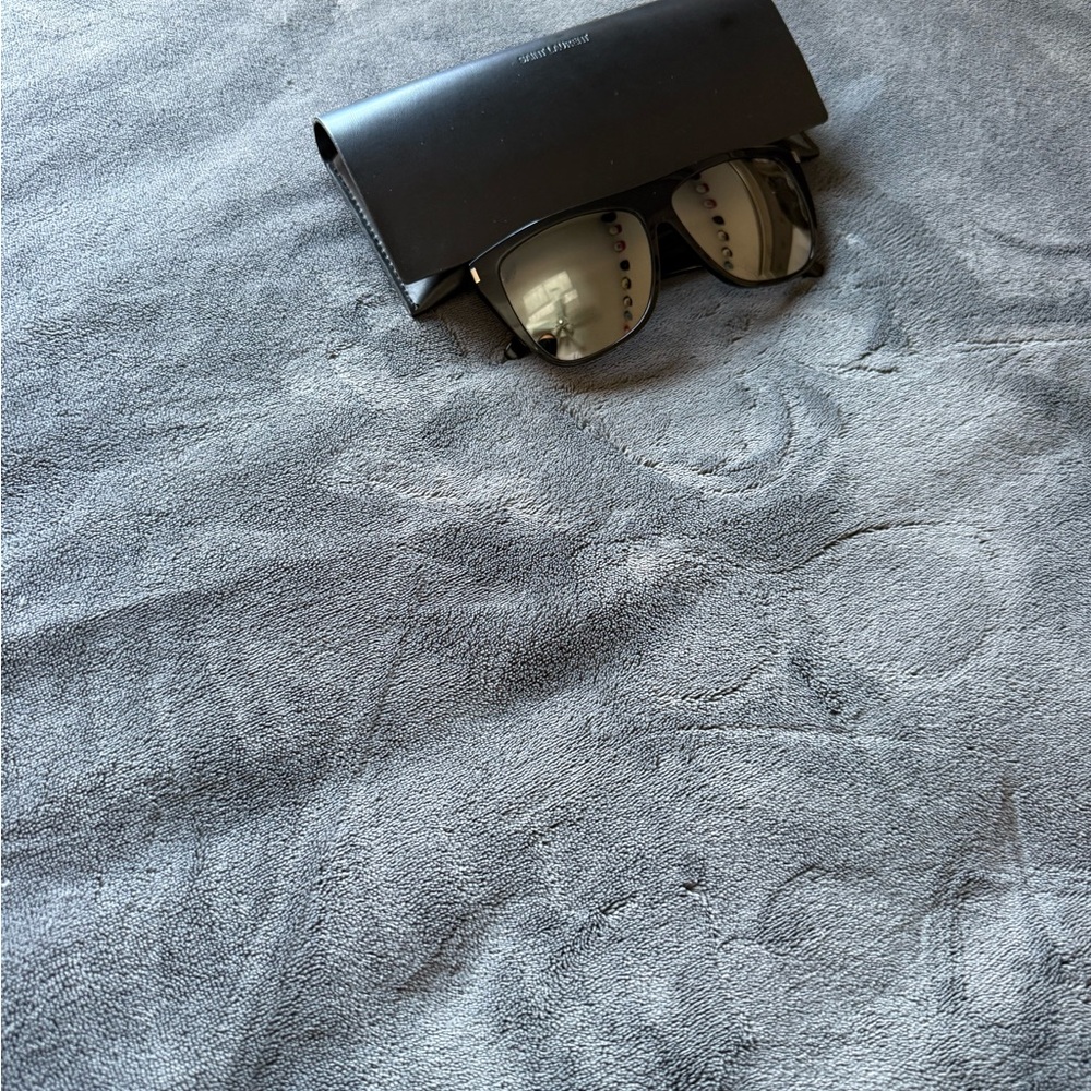 Yves Saint Laurent Black Sunglasses SL1 001